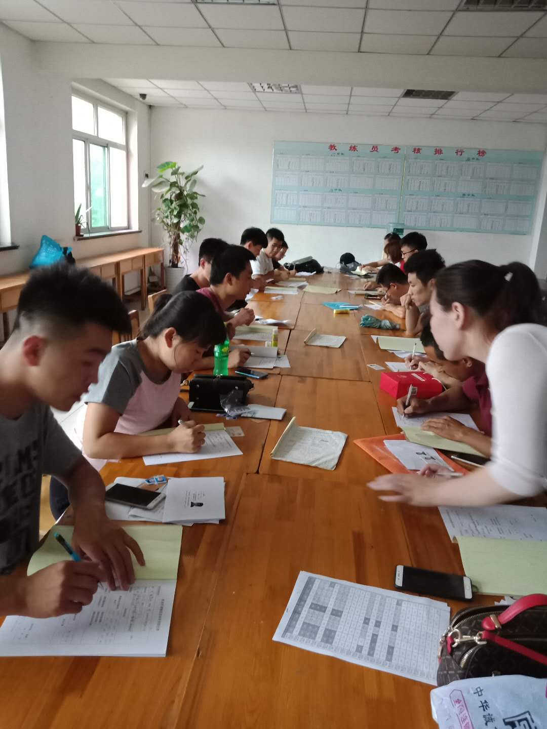 �ӱ���ͨ��У ѧϰ����